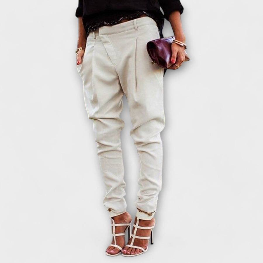Mira Elastic-Waistband Trousers in White